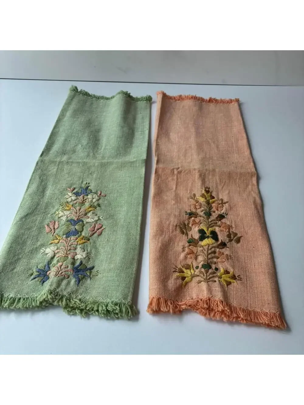 Vintage Hand Embroidered Linen Tip Towels Set of 2 Floral Fringe Guest Towels